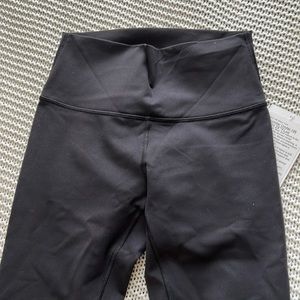 Wunder under LUON size 6 blk